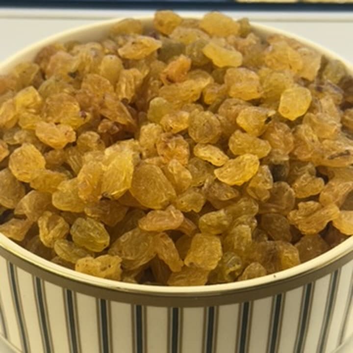 Kleine gele rozijnen