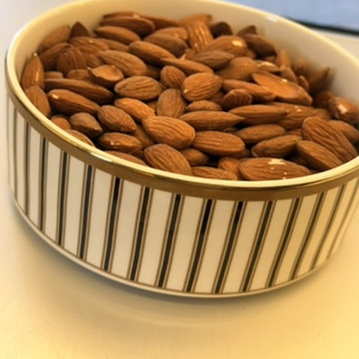 Amandelen bruin