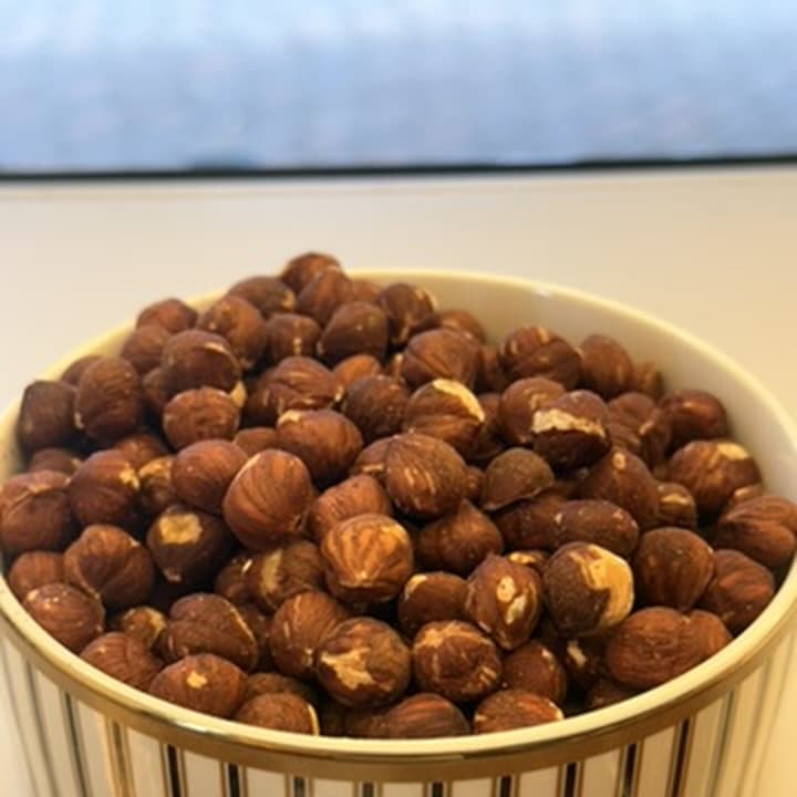 Hazelnoten bruin